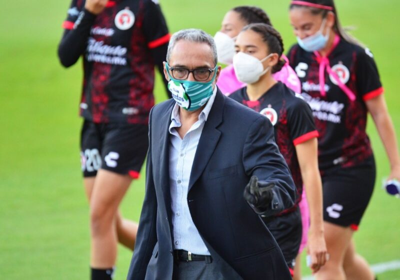  Fallece por Covid-19 técnico de Santos Laguna Femenil