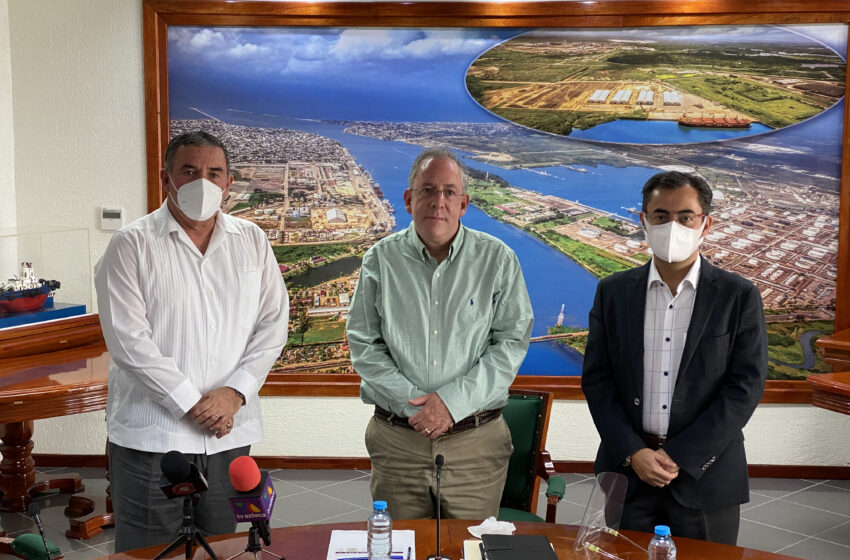  Nombran a Miguel Ángel Sierra como el nuevo director de la API en Coatzacoalcos