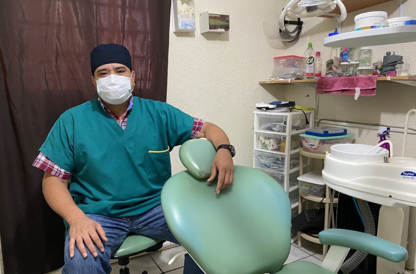  Caries, placas dentobacterianas y sarro los problemas bucales más comunes: Dentista