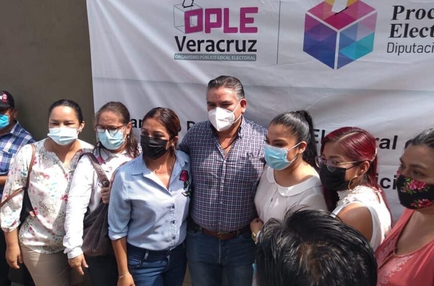  Detienen a Nicolás Ruíz Rosset, candidato a la alcaldía de Minatitlán