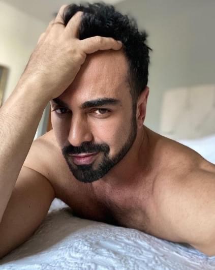  Albertano sorprende a sus seguidoras con sus atrevidas fotografías