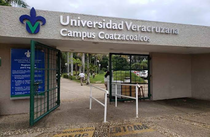  400 trabajadores de la UV campus Coatzacoalcos- Minatitlán, regresaron este lunes a sus actividades presenciales