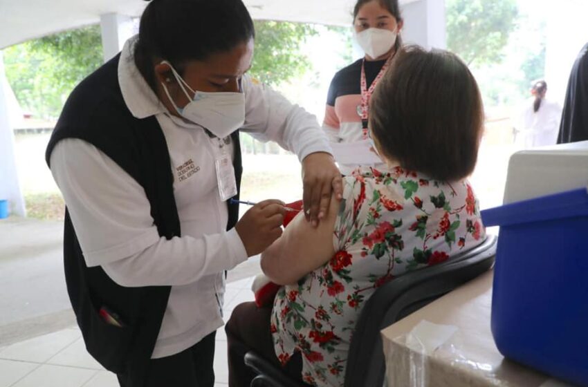  Anuncian fecha de vacunación para personas de 40 a 49 años en Veracruz