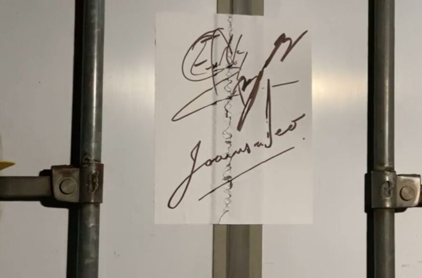  Denuncian violación a los sellos de la camioneta que transportaba boletas electorales en Cosoleacaque