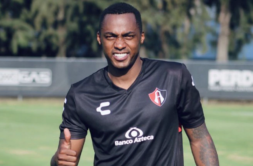  América le busca equipo a Renato Ibarra mientras Nicolás Benedetti hace todo para seguir.