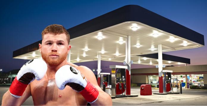  Canelo Álvarez presenta su cadena de gasolineras en México.