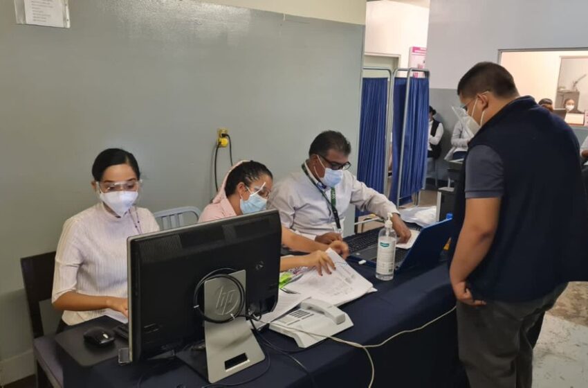  IMSS Veracruz Sur aplica pruebas rápidas de antígeno COVID-19 en centros de trabajo