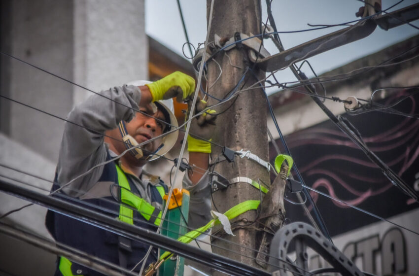  CFE reporta 98% del servicio restablecido en Veracruz