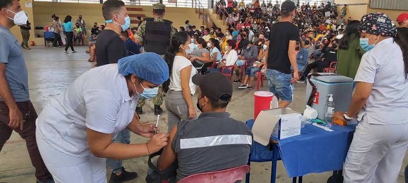  Más de 27 mil 800 personas  recibirán la segunda dosis de la vacuna contra el covid-19