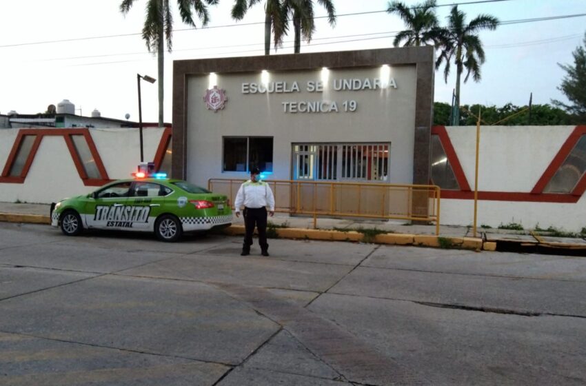  Realiza Tránsito del Estado Operativo Vial en escuelas de la zona sur
