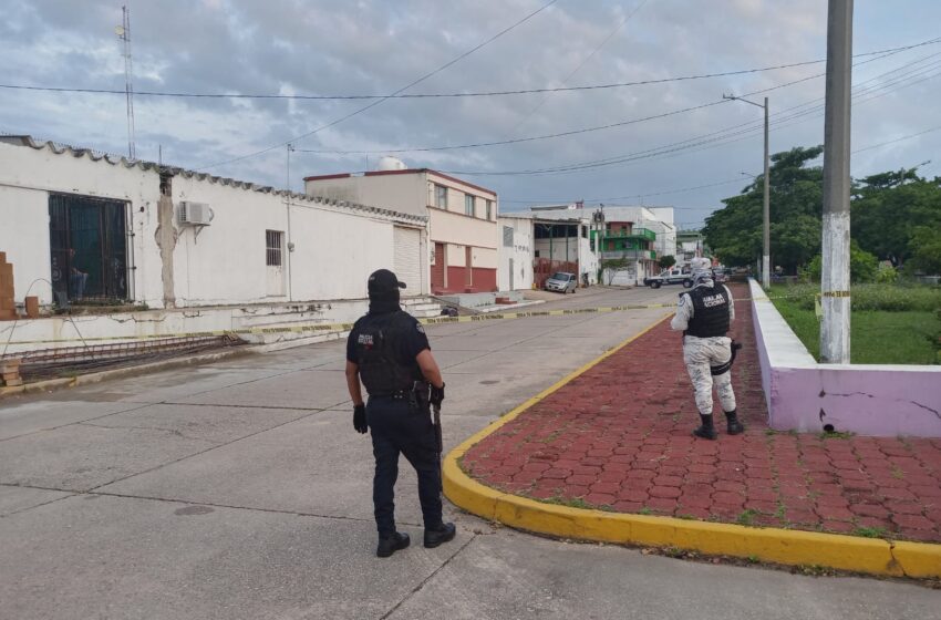  Localizan el cuerpo de un hombre sobre la avenida Independencia de Coatzacoalcos