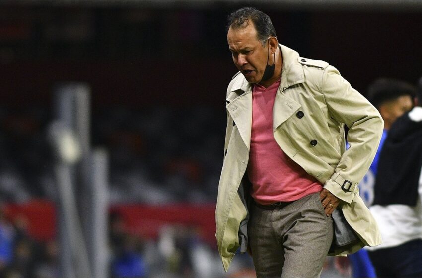  Cruz Azul, a la puerta de otro título; Reynoso pide calma