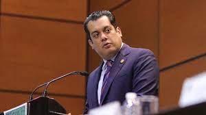  Sergio Gutiérrez Luna, el chamba suave oportunista