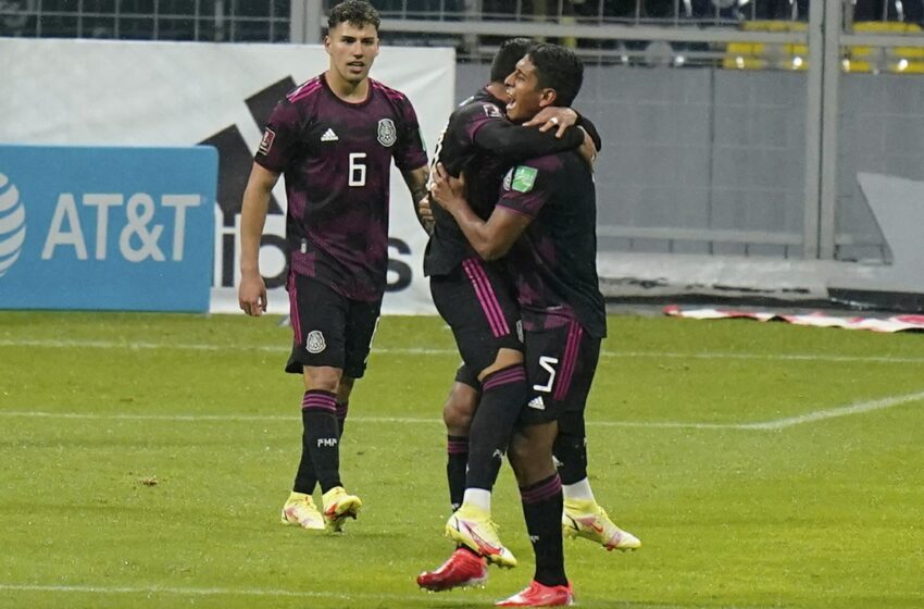  México vence con apuros 2-1 a Jamaica en octogonal de Concacaf