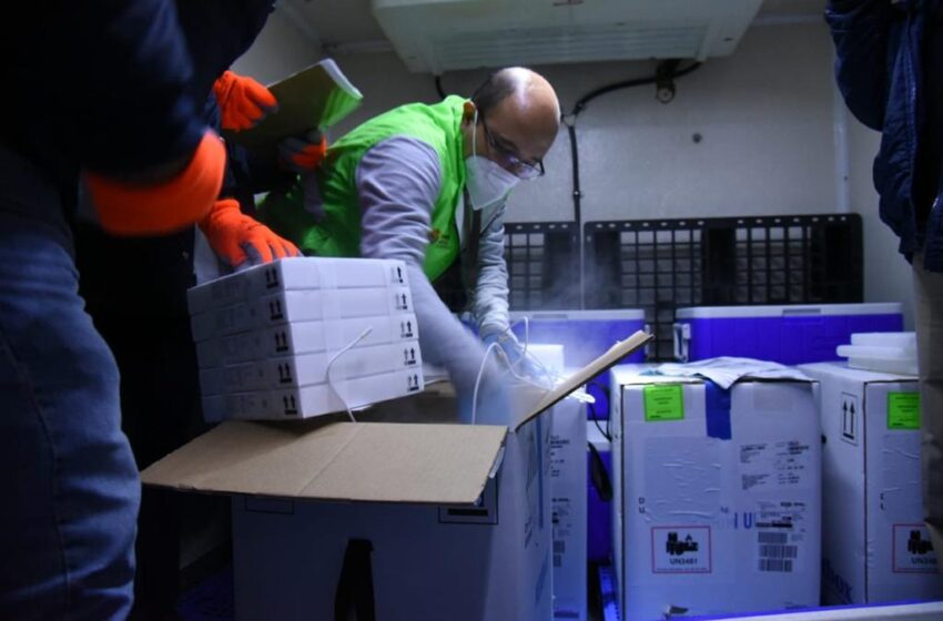  Llegan 140 mil dosis de la vacuna Astra-Zeneca a Veracruz