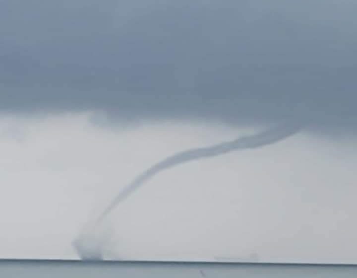  Captan tromba marina en costas de Veracruz