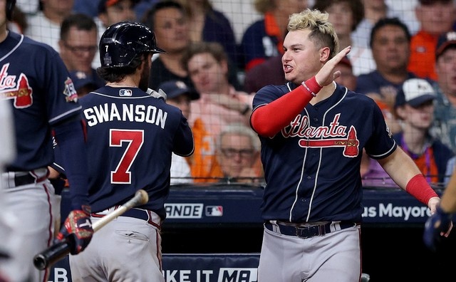  Bravos pegan primero en Serie Mundial; vencen 6-2 a los Astros