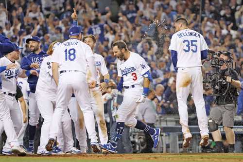  Dodgers ganan a San Luis y avanzan a Serie Divisional