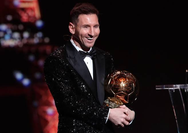  Lionel Messi gana su séptimo Balón de Oro