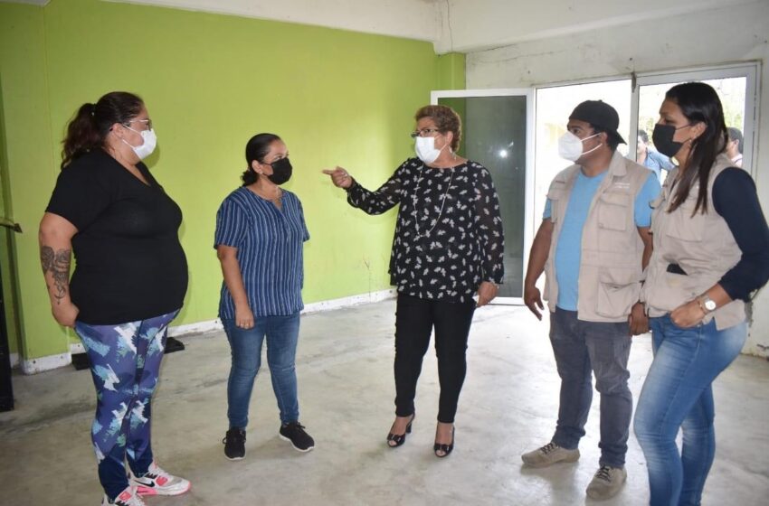  Supervisa Esmeralda Mora instalaciones de la Casa de Cultura