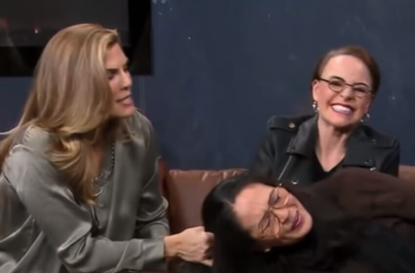  Conductora mexicana le jala el cabello a actriz durante programa en vivo