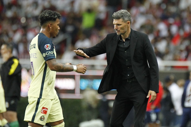  DT del América se va feliz al no perder ante Chivas