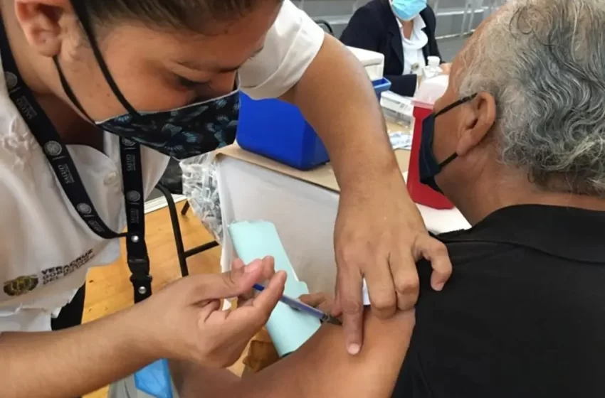  Faltan de vacunar contra COVID-19 el 35% de los veracruzanos: delegado