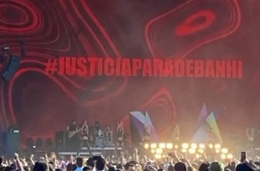  En concierto, Danna Paola pide justicia por Debanhi Escobar