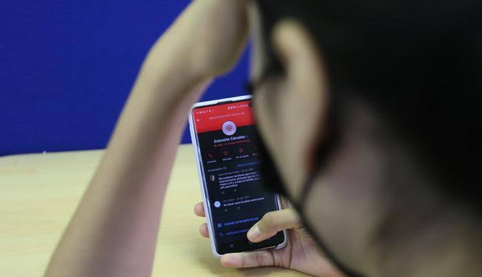  Conoció a un chico por wishat y le vació la casa, el trago amargo de Gerardo