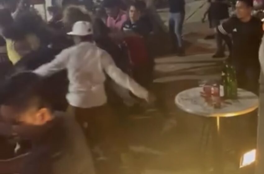  Se agarran a golpes en pleno malecón costero de Coatzacoalcos