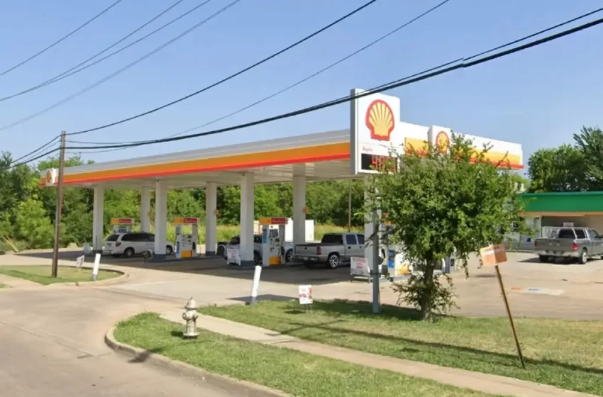  Mujer rocía gasolina y prende fuego a su novio tras fuerte discusión