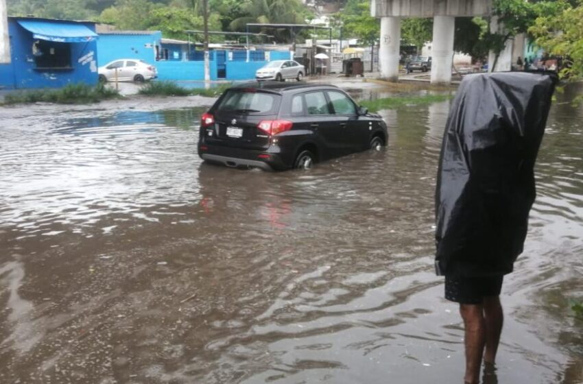  Alerta Gris por lluvias, Frente Frío y posible ciclón que se dirige al Golfo de México