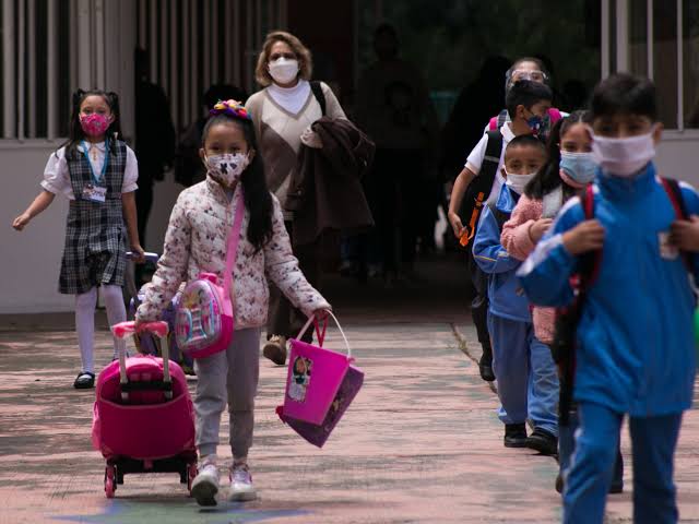  Este lunes regresan a las aulas más de 300 mil alumnos del sur de Veracruz