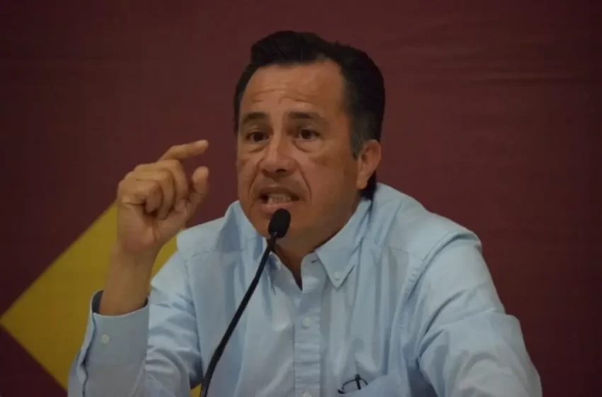  Cuitláhuac García da espaldarazo a alcaldesa de Sayula de Alemán