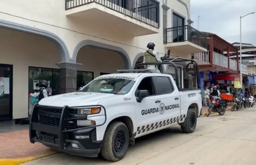  Cabildo de Sayula formaliza solicitud de desaparición de poderes