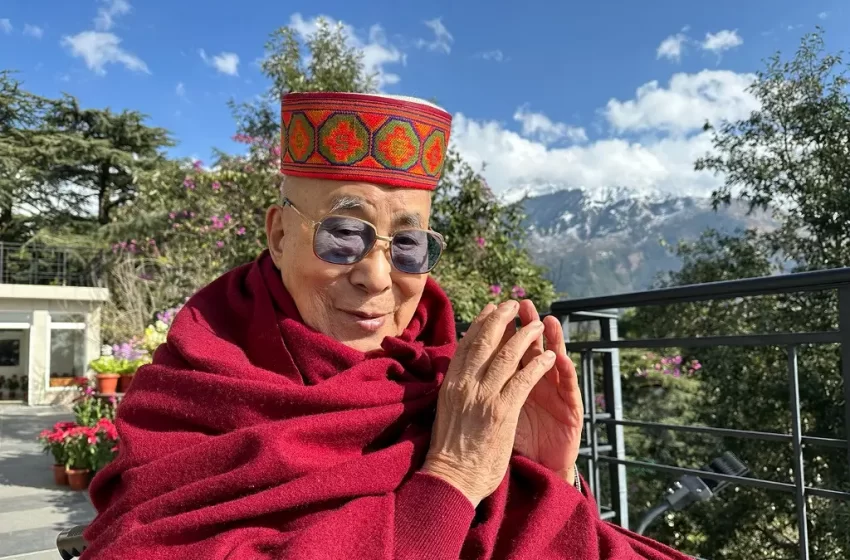  ¿Quién es Dalai Lama? Envuelto en la polémica por besar a menor en la boca