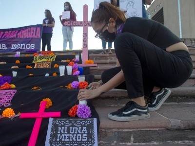  Quedarse calladas, sinónimo de muerte: IMM