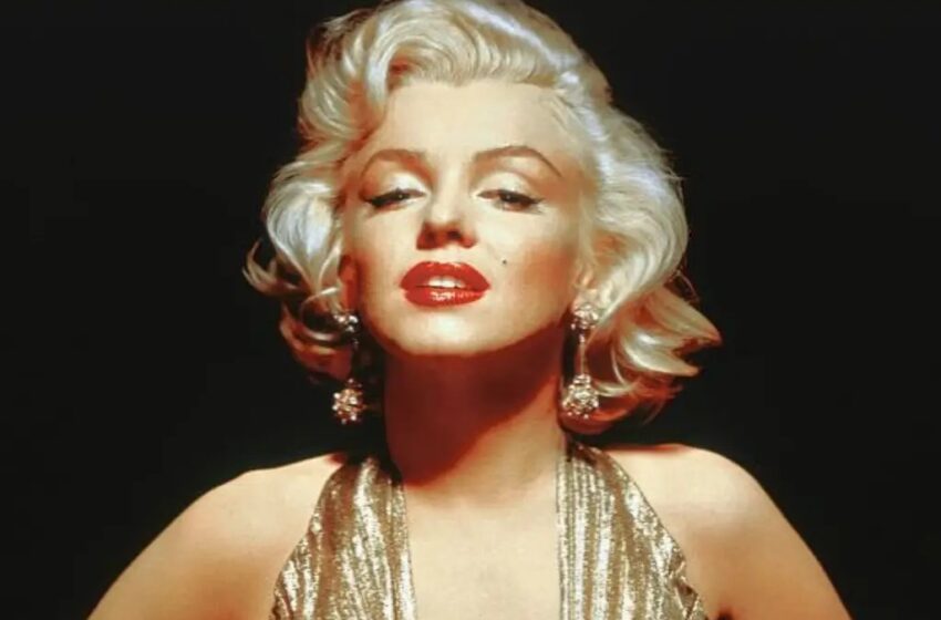  Un día como hoy Marilyn Monroe cantó el más s3nsual ‘Happy Birthday’ a Kennedy
